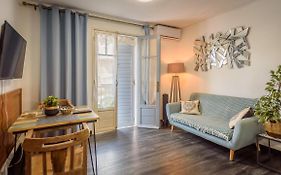 Appartements Et Chambres En Coeur De Ville Saint-Denis - Entree Autonome - Check In 14H30-